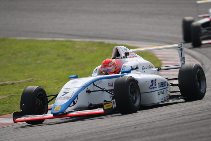 決勝2位は佐藤蓮（SRS/コチラレーシング）