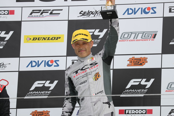 インディペンデントカップ優勝の仲尾恵史（TCS Racing Team）