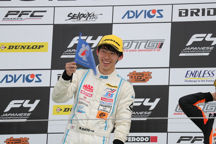 優勝した佐藤蓮（Hondaフォーミュラ・ドリーム・プロジェクト）
