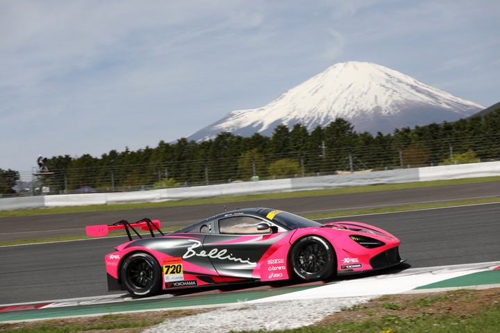 公式練習: 荒聖治／アレックス・パロウ組（McLaren 720S）