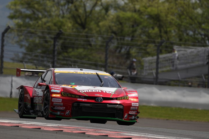 公式練習: 嵯峨宏紀（TOYOTA GR SPORT PRIUS PHV apr GT）