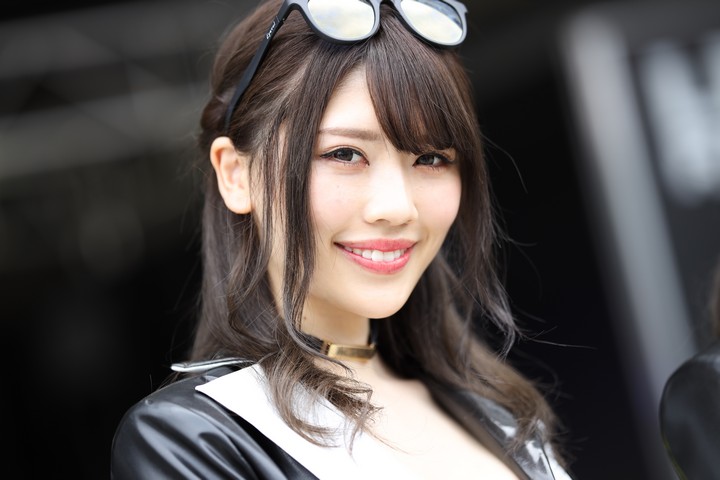 ピットウォーク: レースクイーン