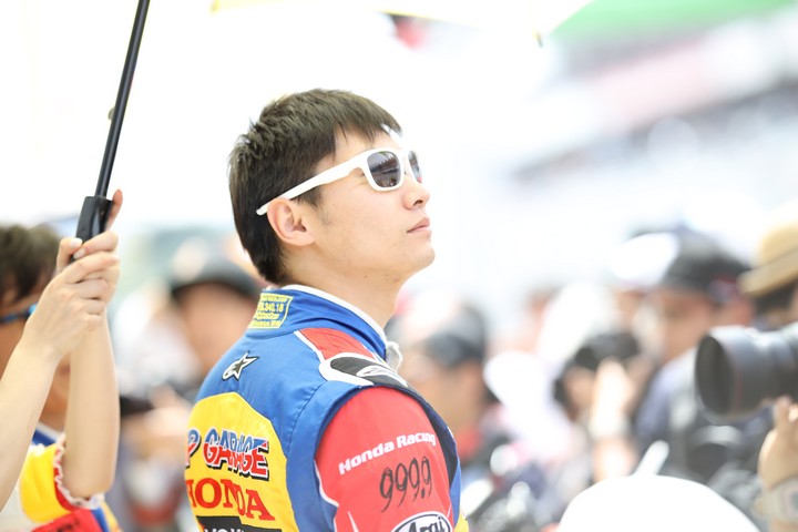 ピットウォーク: 小林崇志（TEAM UPGARAGE）