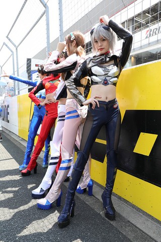 ピットウォーク: レースクイーン