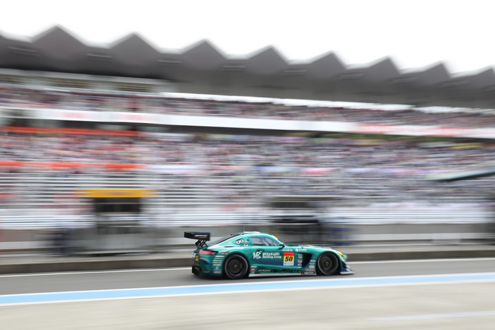 ウォームアップ走行: 加納政樹／山下亮生／手塚祐弥組（ARNAGE AMG GT3）