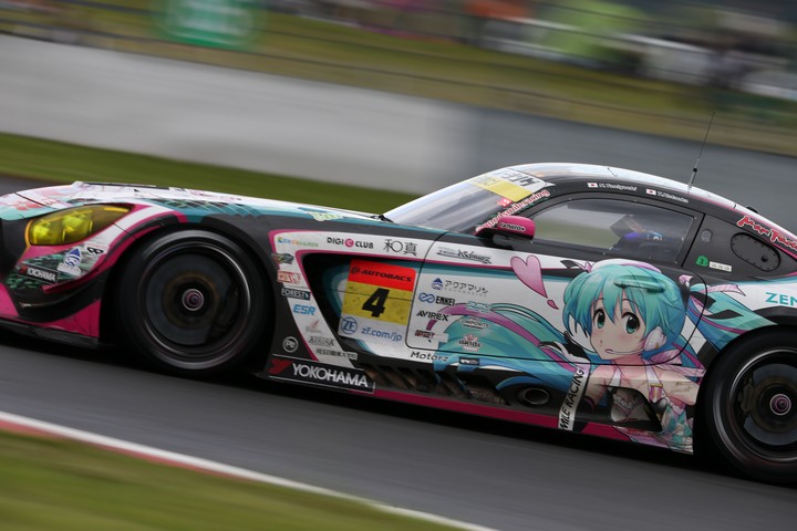 決勝レース: 谷口信輝（グッドスマイル 初音ミクAMG）