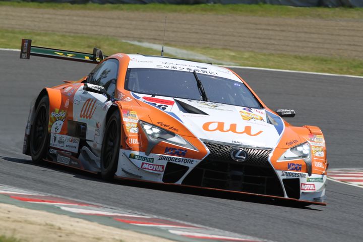 GT500クラスポールポジションは中嶋一貴／関口雄飛組（au TOM'S LC500）