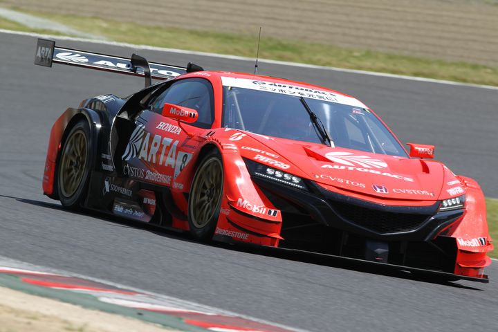 GT500クラス予選3位は野尻智紀／伊沢拓也組（ARTA NSX-GT）