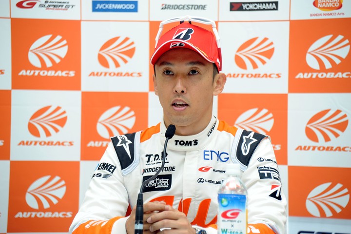 決勝記者会見: GT500クラス優勝の中嶋一貴（LEXUS TEAM au TOM'S）