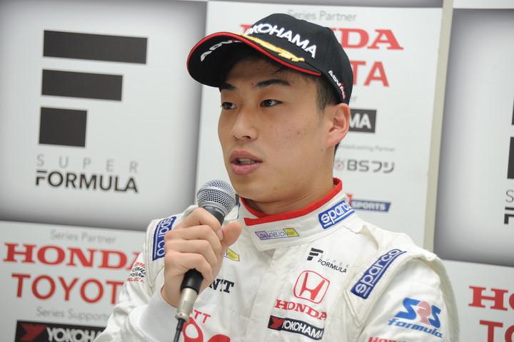 予選記者会見: 3位の福住仁嶺（DOCOMO TEAM DANDELION RACING）