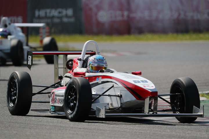 予選4位は紅一点の村松日向子（Rn-Sports制動屋KK-S2）