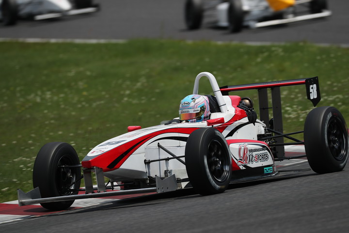 決勝3位は村松日向子（Rn-Sports制動屋KK-S2）