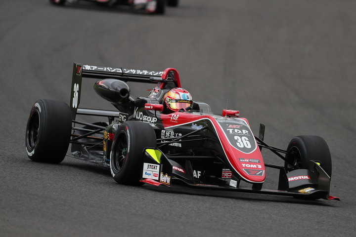 優勝は宮田莉朋（カローラ中京Kuo TOM'S F317）