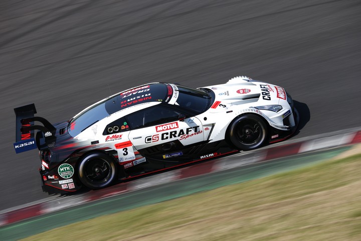 公式練習: 平手晃平／フレデリック・マコヴィッキィ組（CRAFTSPORTS MOTUL GT-R）