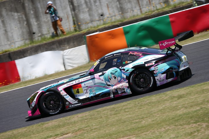 サーキットサファリ: 谷口信輝／片岡龍也組（グッドスマイル 初音ミクAMG）