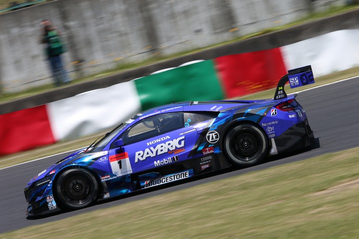 サーキットサファリ: 山本尚貴／ジェンソン・バトン組（RAYBRIG NSX-GT）