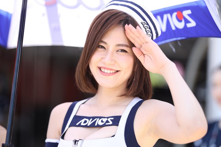 ピットウォーク: レースクイーン