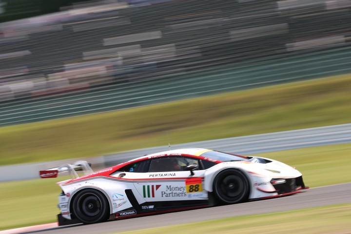 公式予選: 小暮卓史（マネパ ランボルギーニ GT3）