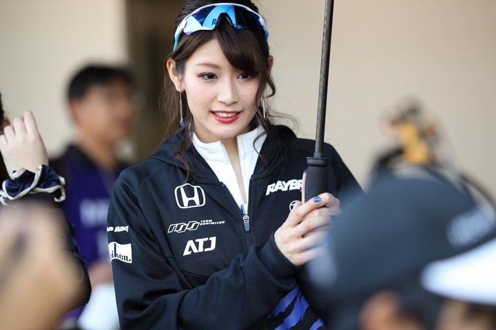 GTキッズウォーク: レースクイーン