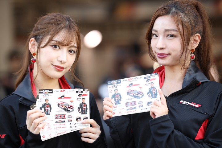 GTキッズウォーク: レースクイーン