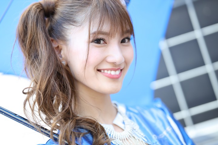 ピットウォーク: レースクイーン