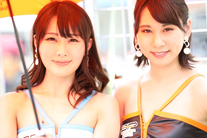 ピットウォーク: レースクイーン