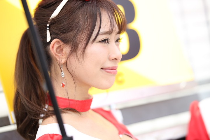 ピットウォーク: レースクイーン