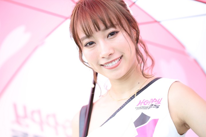 ピットウォーク: レースクイーン