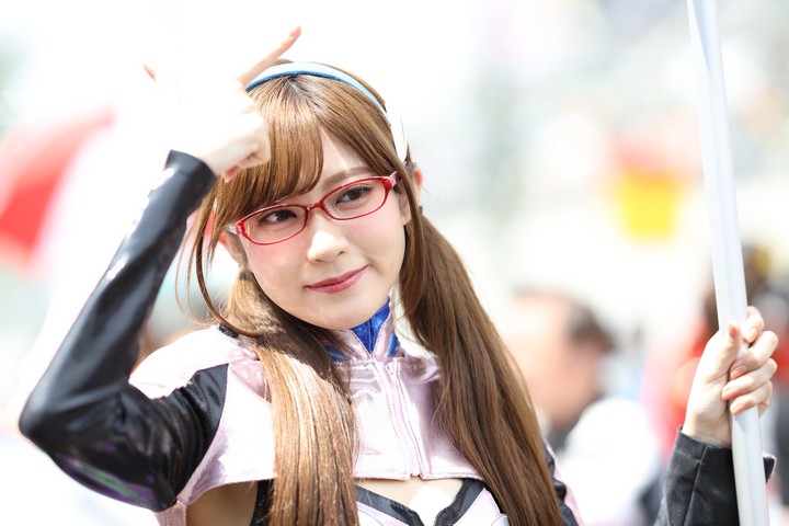 スタート進行: レースクイーン