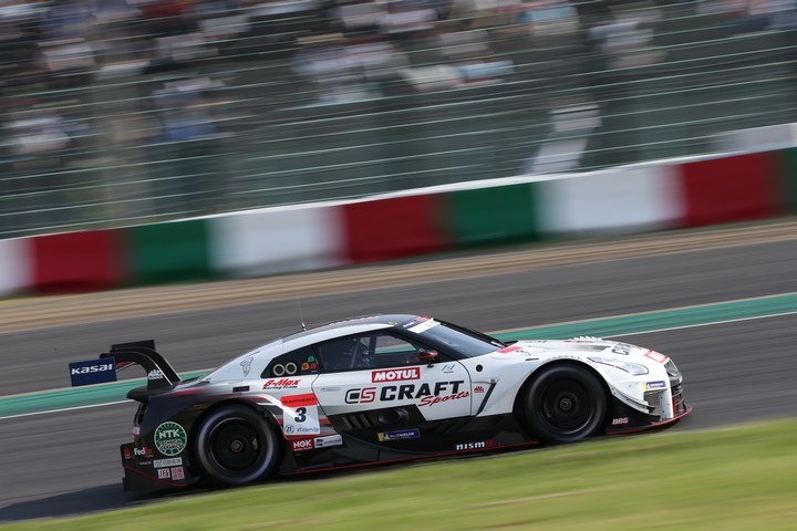 決勝レース: 平手晃平／フレデリック・マコヴィッキィ組（CRAFTSPORTS MOTUL GT-R）
