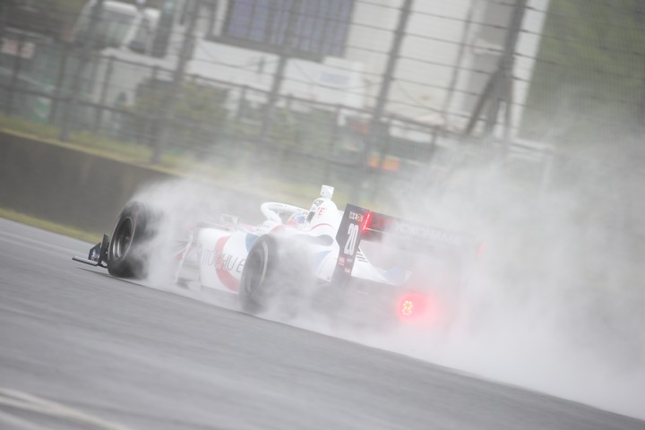 フリー走行: 平川亮（ITOCHU ENEX TEAM IMPUL SF19）