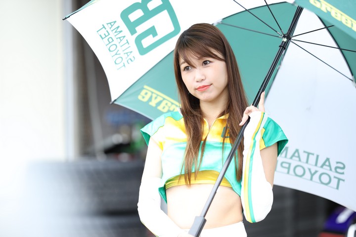 ピットウォーク: レースクイーン