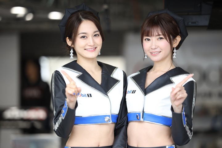 ピットウォーク: レースクイーン