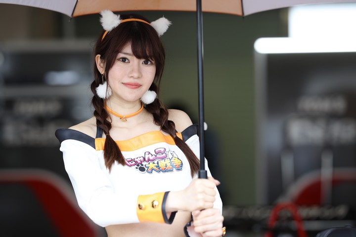 ピットウォーク: レースクイーン