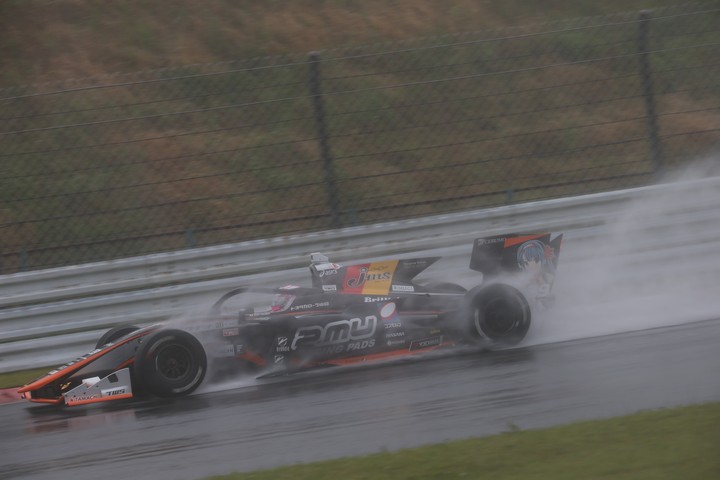 公式予選: 坪井翔（JMS P.MU/CERUMO・INGING SF19）