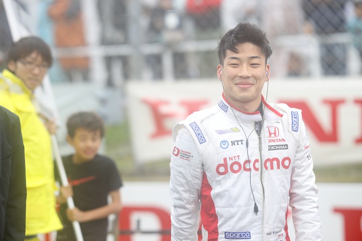 スタート進行: 福住仁嶺（DOCOMO TEAM DANDELION RACING）