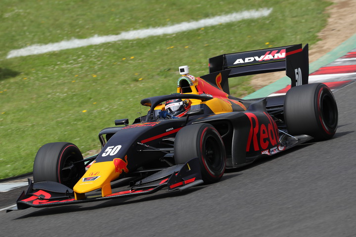 決勝3位はルーカス・アウアー（Red Bull SF19）