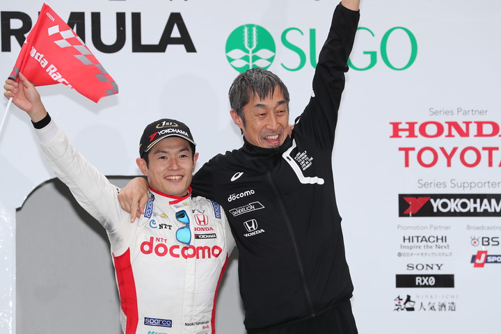優勝した山本尚貴（DOCOMO TEAM DANDELION RACING）