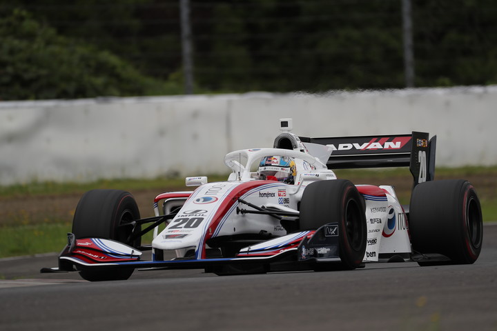 フリー走行2回目: 3位は平川亮（ITOCHU ENEX TEAM IMPUL SF19）