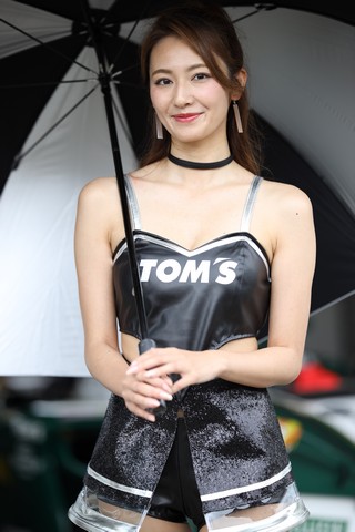 ピットウォーク: レースクイーン