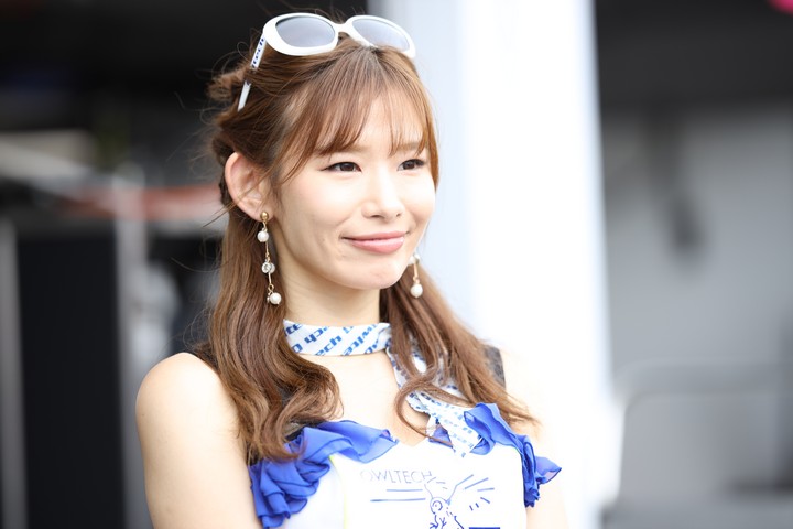 ピットウォーク: レースクイーン