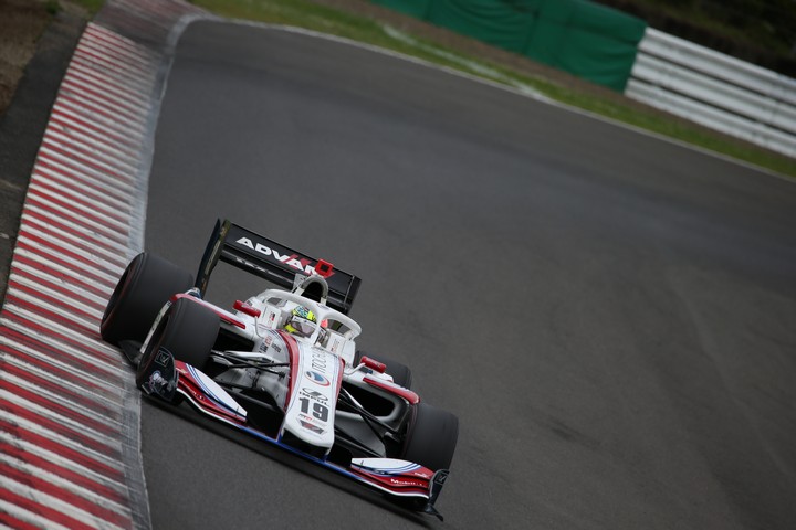 フリー走行: 関口雄飛（ITOCHU ENEX TEAM IMPUL SF19）