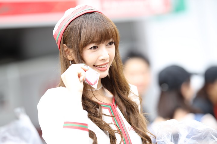 ピットウォーク: レースクイーン