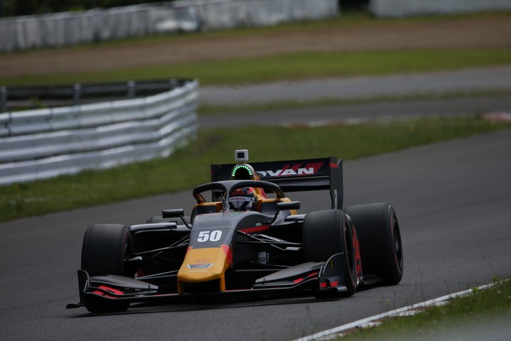 決勝レース: ルーカス・アウアー（Red Bull SF19）