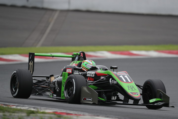 第11戦、第12戦とも予選2位のサッシャ・フェネストラズ（B-Max Racing with motopark F3）