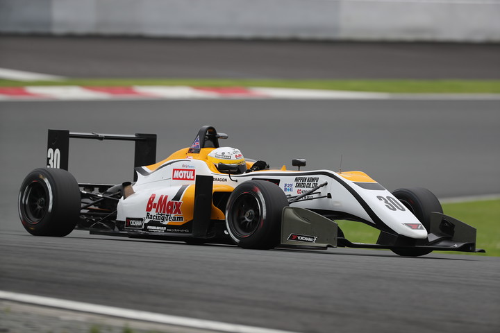 第11戦、第12戦ともマスタークラスポールポジションのDRAGON（TEAM DRAGON F3）