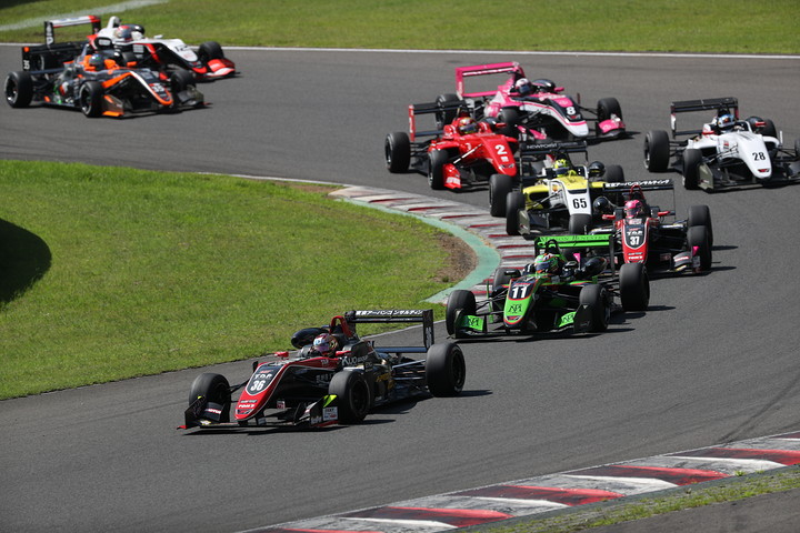 25周の決勝がスタートした