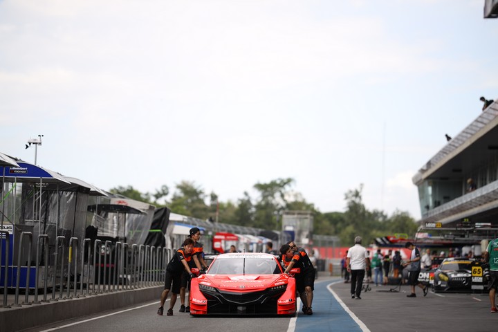 搬入日: ARTA NSX-GT（ARTA）