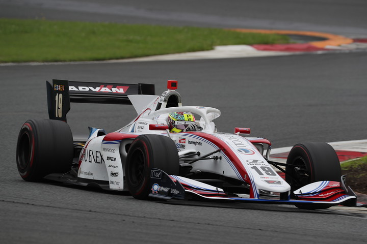 フリー走行1回目: 2位は関口雄飛（ITOCHU ENEX TEAM IMPUL SF19）