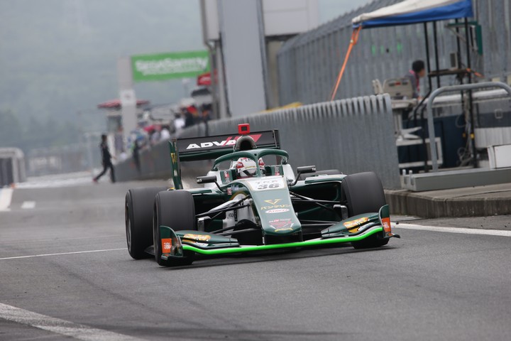 フリー走行: 中嶋一貴（VANTELIN KOWA TOM’S SF19）